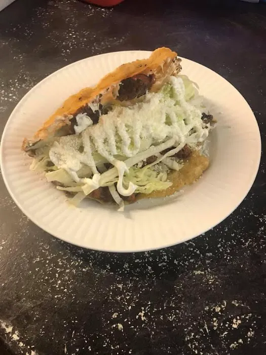 El chilito food truck2 Picture 4