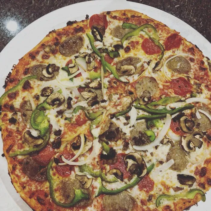 New Crossroads Pizza Picture 10