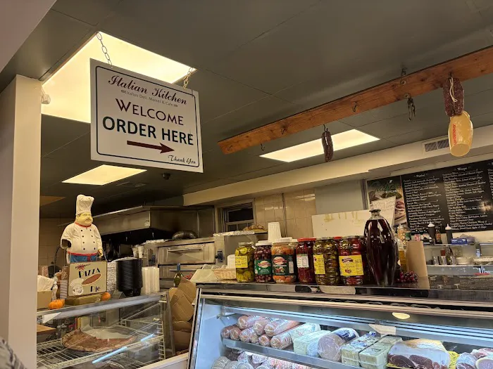 Italian Kitchen Picture 6