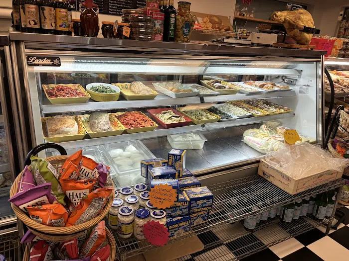 Italian Kitchen Picture 7