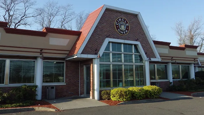 Circle Diner Picture 8