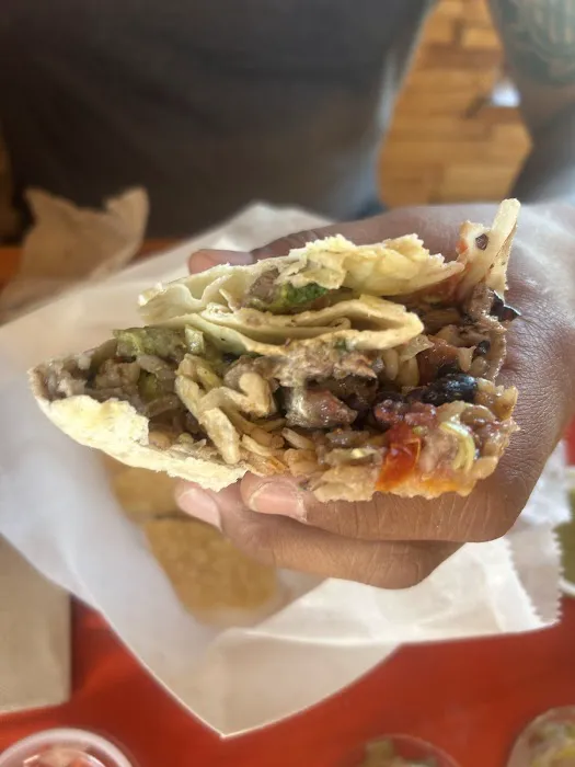 Señor Salsa Picture 2