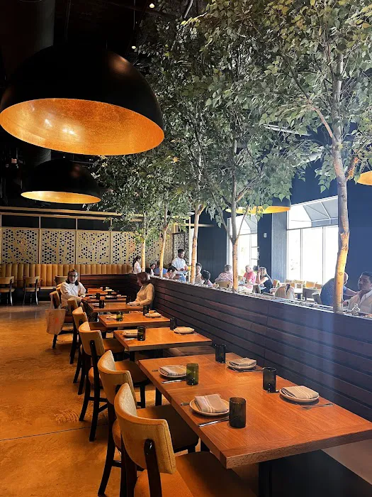 Esh Modern Mediterranean Picture 3