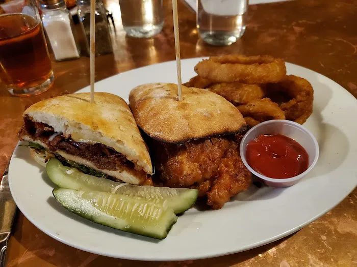 The Hideaway Kitchen & Bar Picture 4