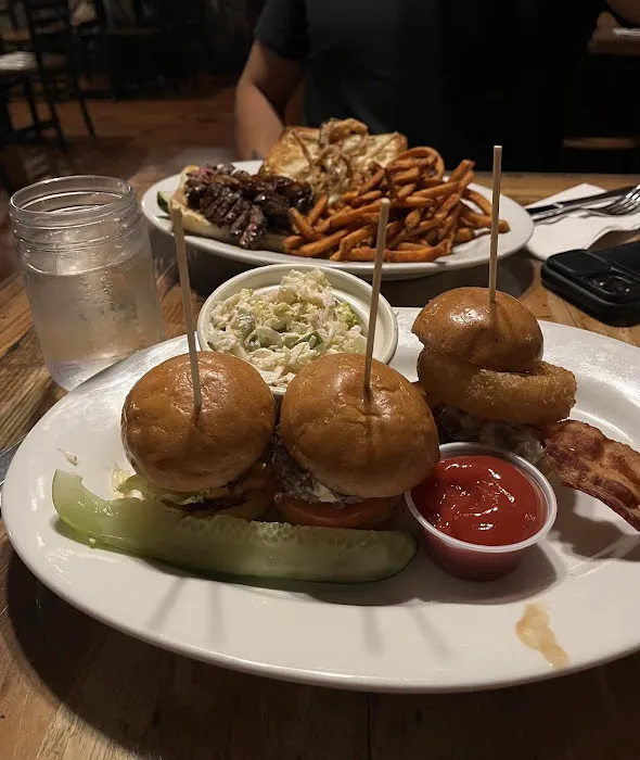 The Hideaway Kitchen & Bar Picture 3