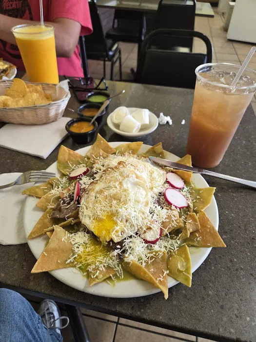 La Mexicana Restaurant & Bakery Picture 3