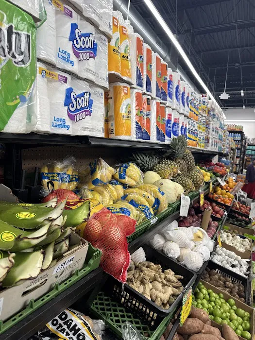 Mytown halal market and restaurant Picture 10