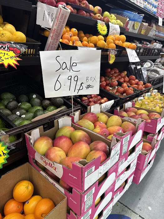 Mytown halal market and restaurant Picture 3