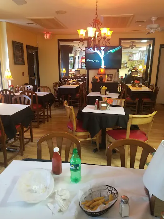 Julio's Famous Pizza Picture 10