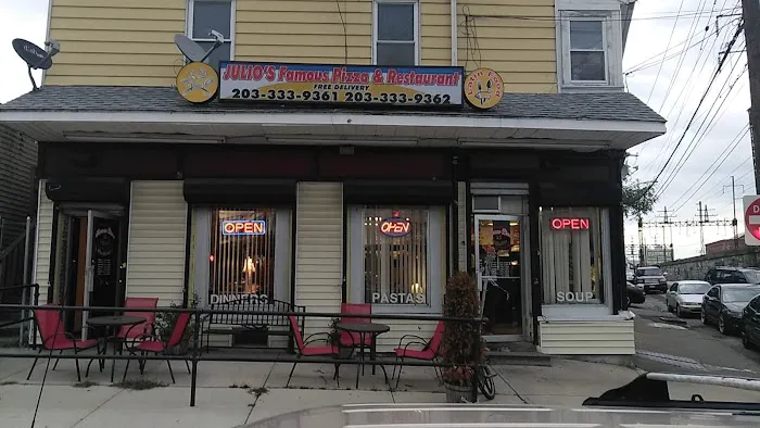 Julio's Famous Pizza Picture 1