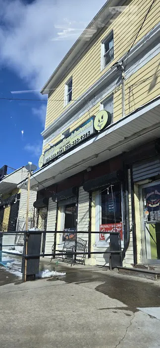 Julio's Famous Pizza Picture 4