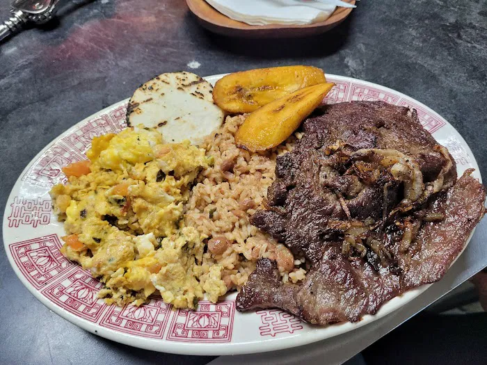 The Colombian Hot Dog Picture 6