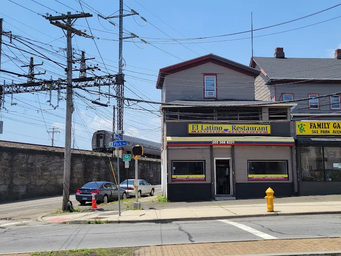 El Latino Restaurant Picture 3