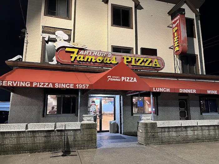 Arthur's Famous Pizza Picture 3