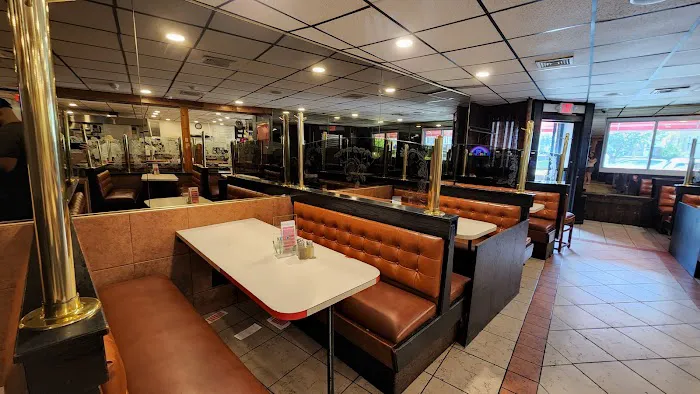 Arthur's Famous Pizza Picture 2