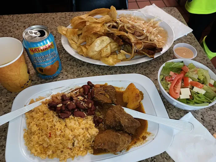 Leo's Restaurant Picture 6