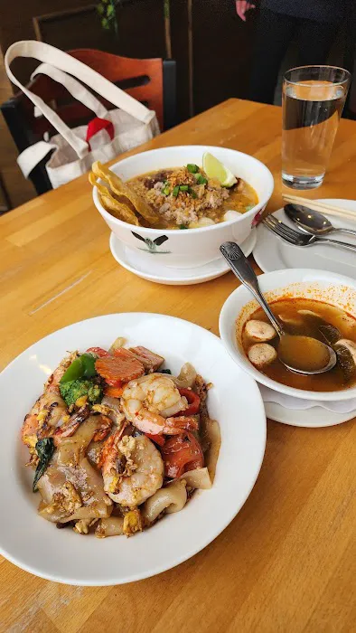 Tee' Thai Flavors Picture 3