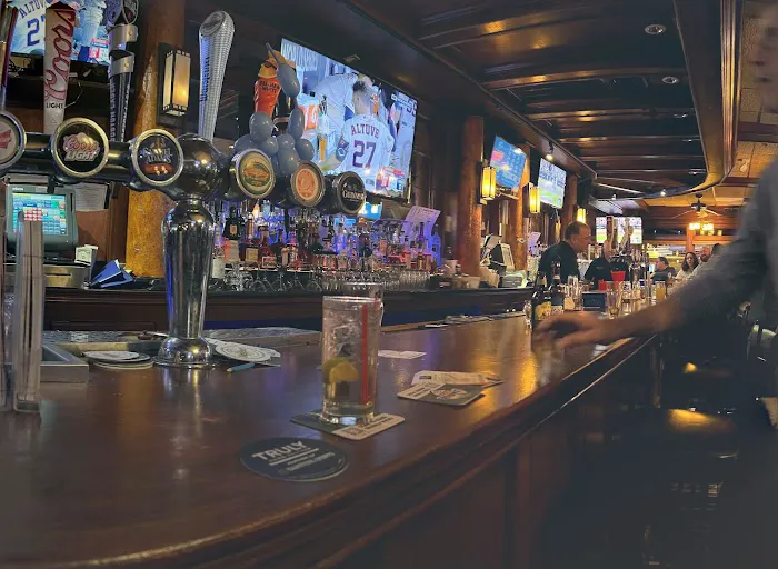 B.K. Sweeny's Parkside Tavern Picture 8