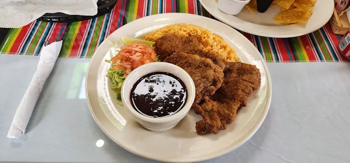 Guacamole Restaurant Picture 3