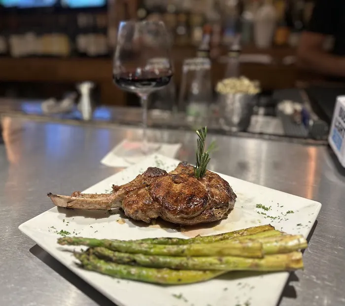 Fat Sal's Bar & Grill Picture 2