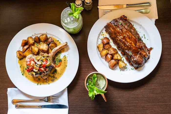 Fat Sal's Bar & Grill Picture 8