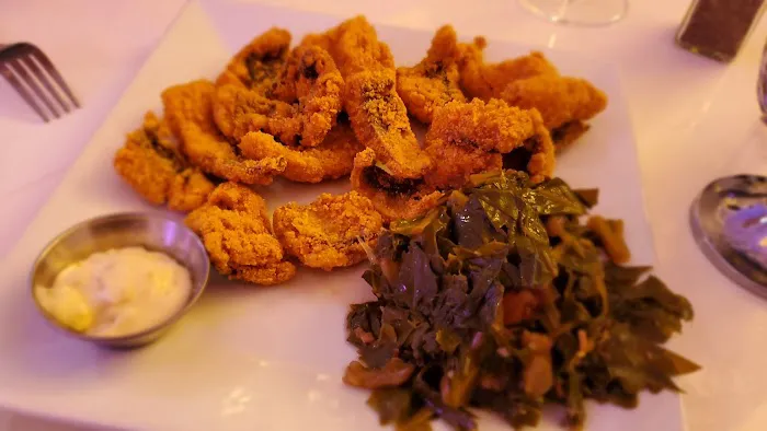 K&P Lounge Picture 8