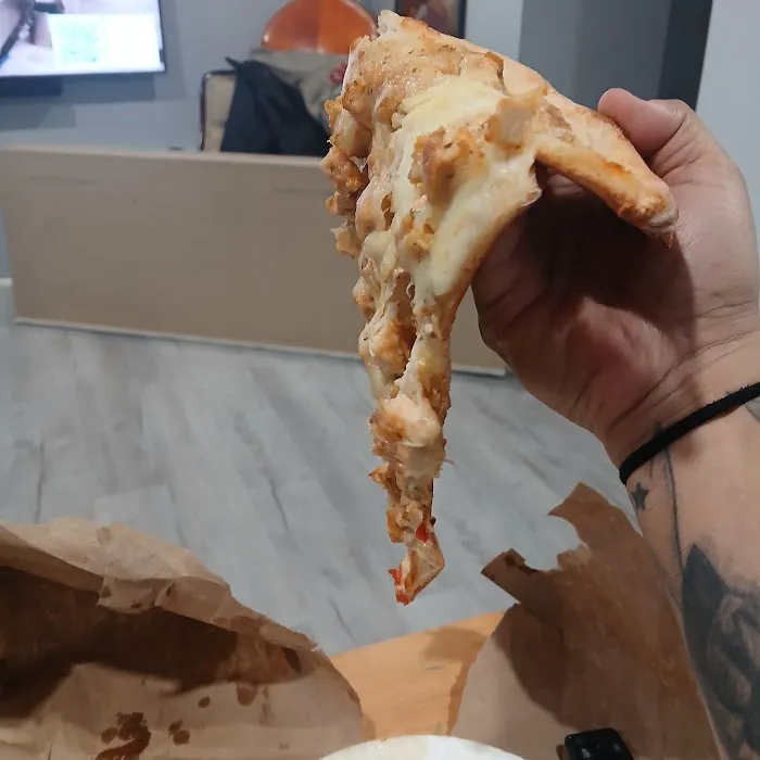 Anthony's Pizza Picture 5