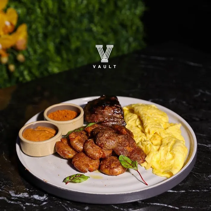 Vault Lounge Picture 7