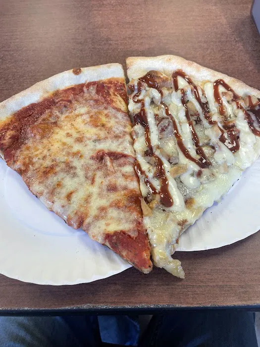 Tony's Pizzeria Picture 9