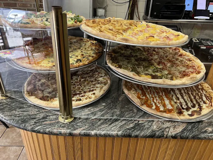 Tony's Pizzeria Picture 5