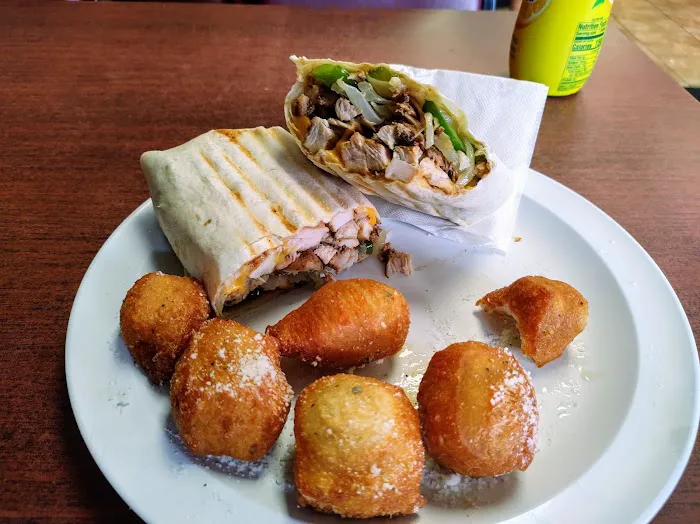 Tony's Pizzeria Picture 6