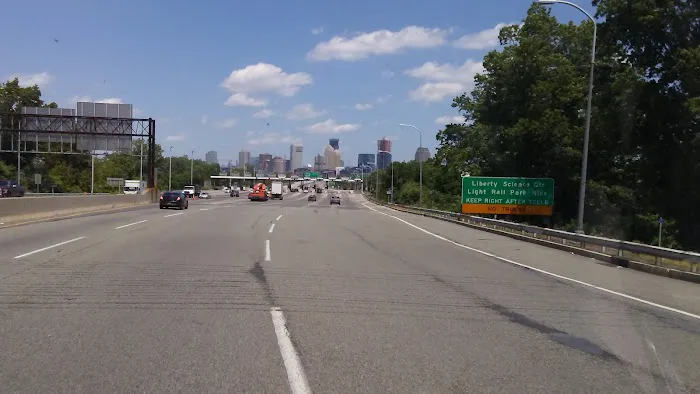 Planet Pacific Picture 6