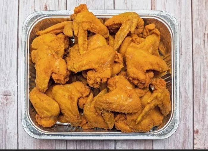 GOLDEN WİNGS FISH AND CHICKEN BROAD ST Picture 1