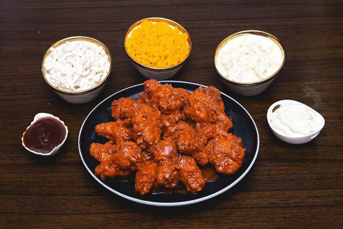 GOLDEN WİNGS FISH AND CHICKEN BROAD ST Picture 9