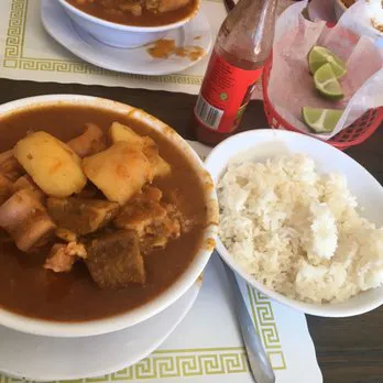 Leo's Café & El Guame Restaurant Picture 2