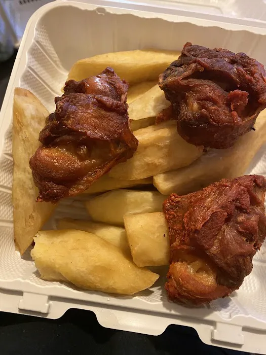 Aunty Lizzy's Oseikrom Restaurant and African Market Picture 4