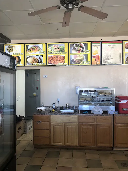 Aunty Lizzy's Oseikrom Restaurant and African Market Picture 7