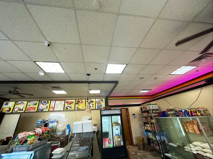 Aunty Lizzy's Oseikrom Restaurant and African Market Picture 8