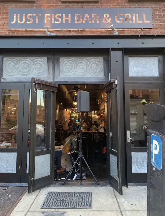 Just Fish Bar & Grill Picture 1