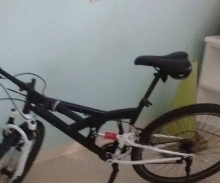 Yah Mon Island Grill