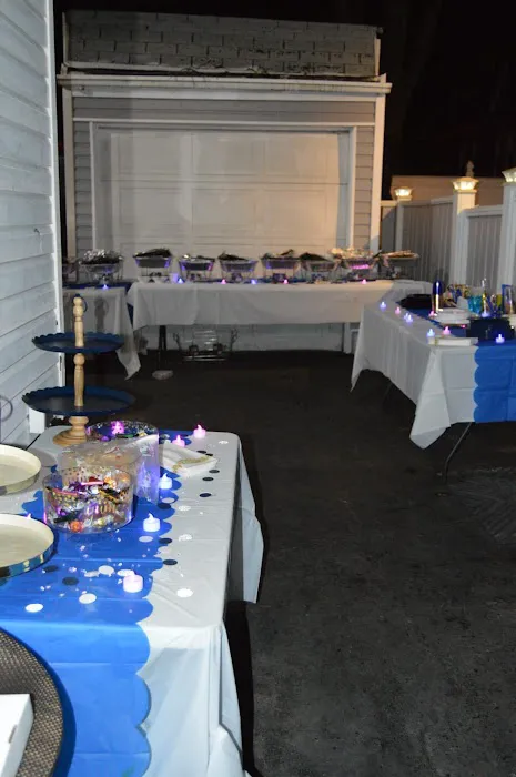 Cleo's kitchen Picture 1