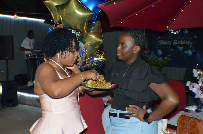 Cleo's kitchen Picture 2