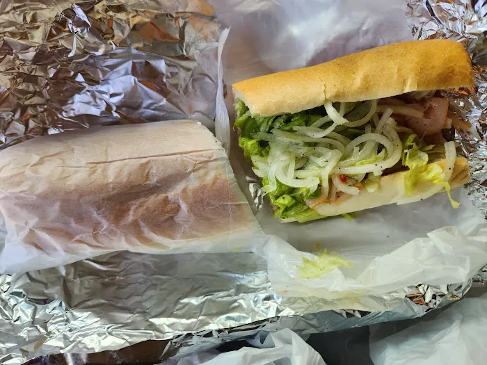 Mama Kim Deli Picture 5