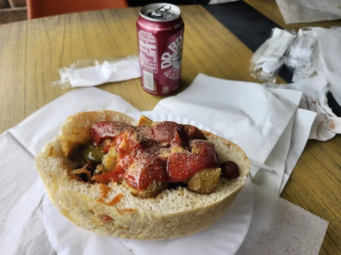 Dickie Dee's Picture 1