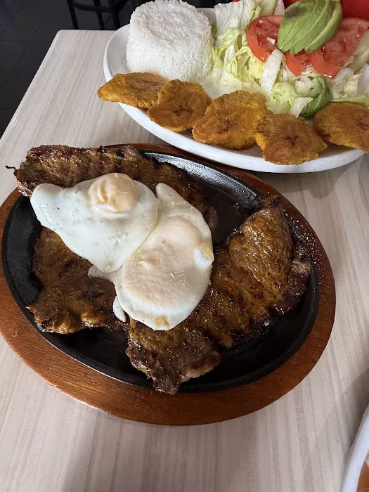 J&V Grill Restaurant Cafeteria Picture 6