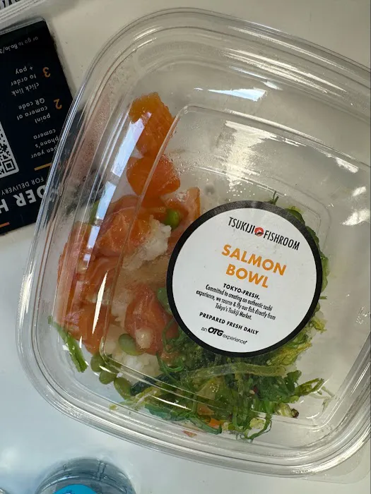 Tsukiji Fishroom Picture 6