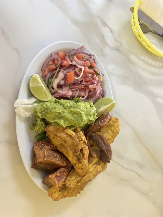 Mama Lola Picture 10