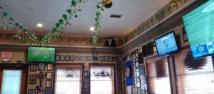 Shamrocks Bar & Grill Picture 4