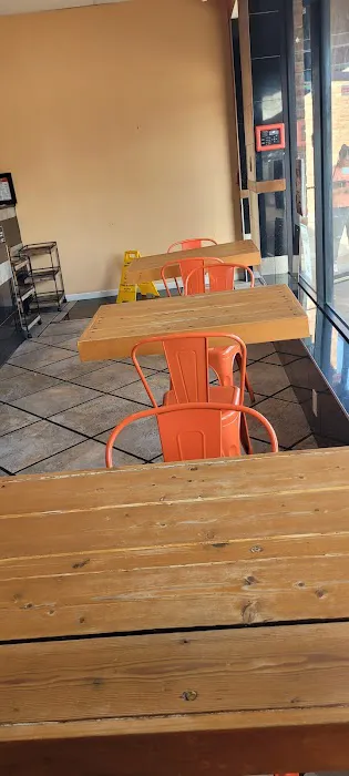 Soumie Restaurant Picture 2