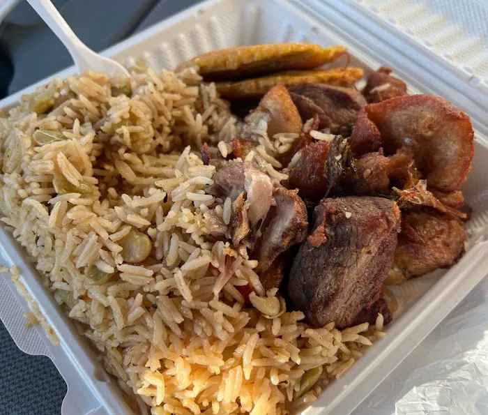 Soumie Restaurant Picture 8